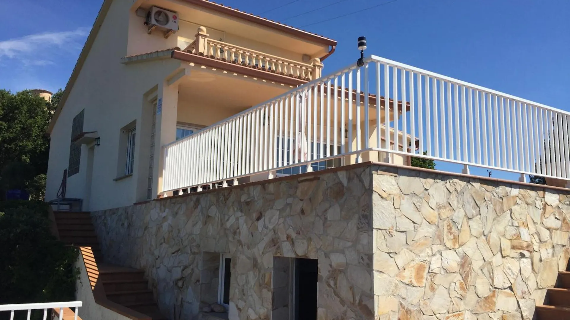בית נופש סנטה כריסטינה ד'ארו Gemuetliches Ferienhaus Mit Pool Und Meerblick ספרד